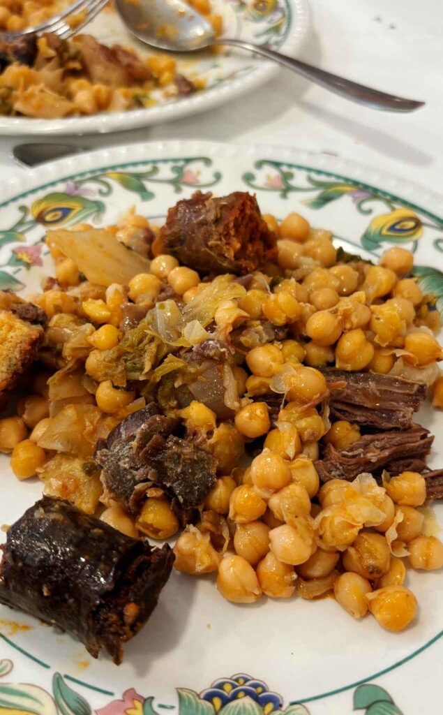 Cocido lebaniego del Hostal Remoña.